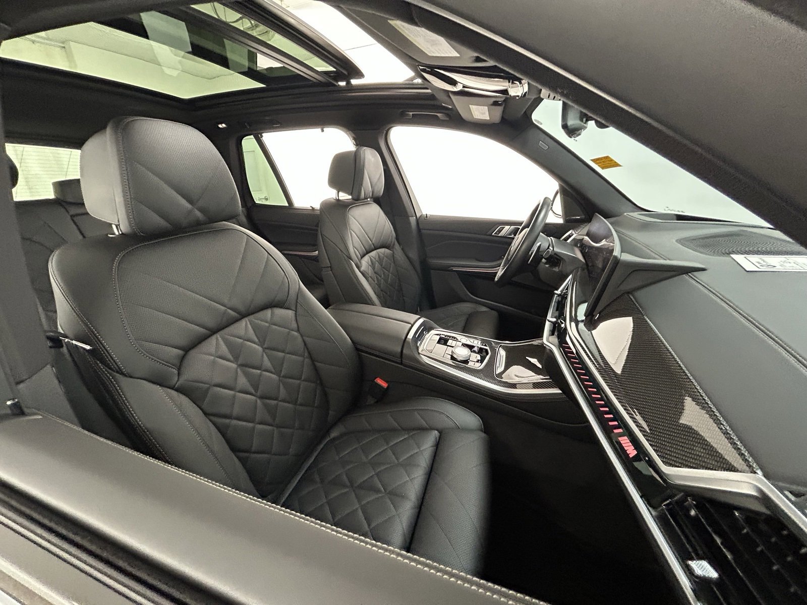 Used 2025 BMW X5 M60i image 42