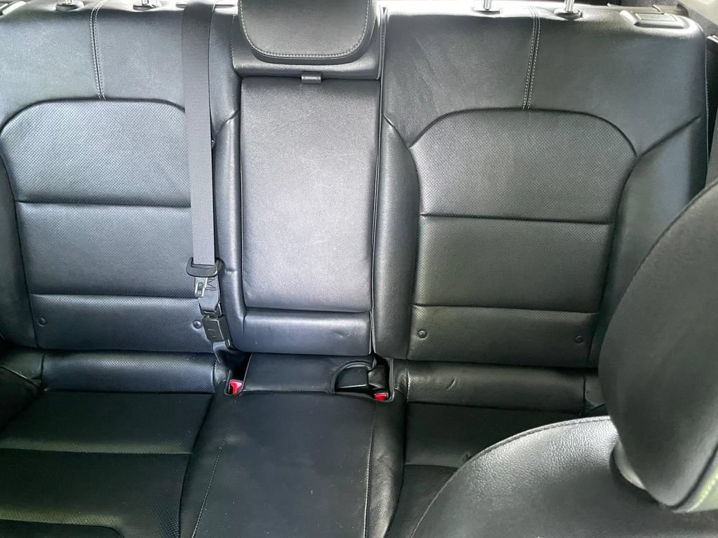 Used 2019 Kia Niro Touring FWD image 30