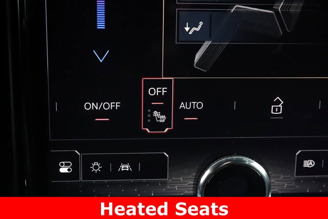 Used 2025 GMC Acadia Elevation image 4