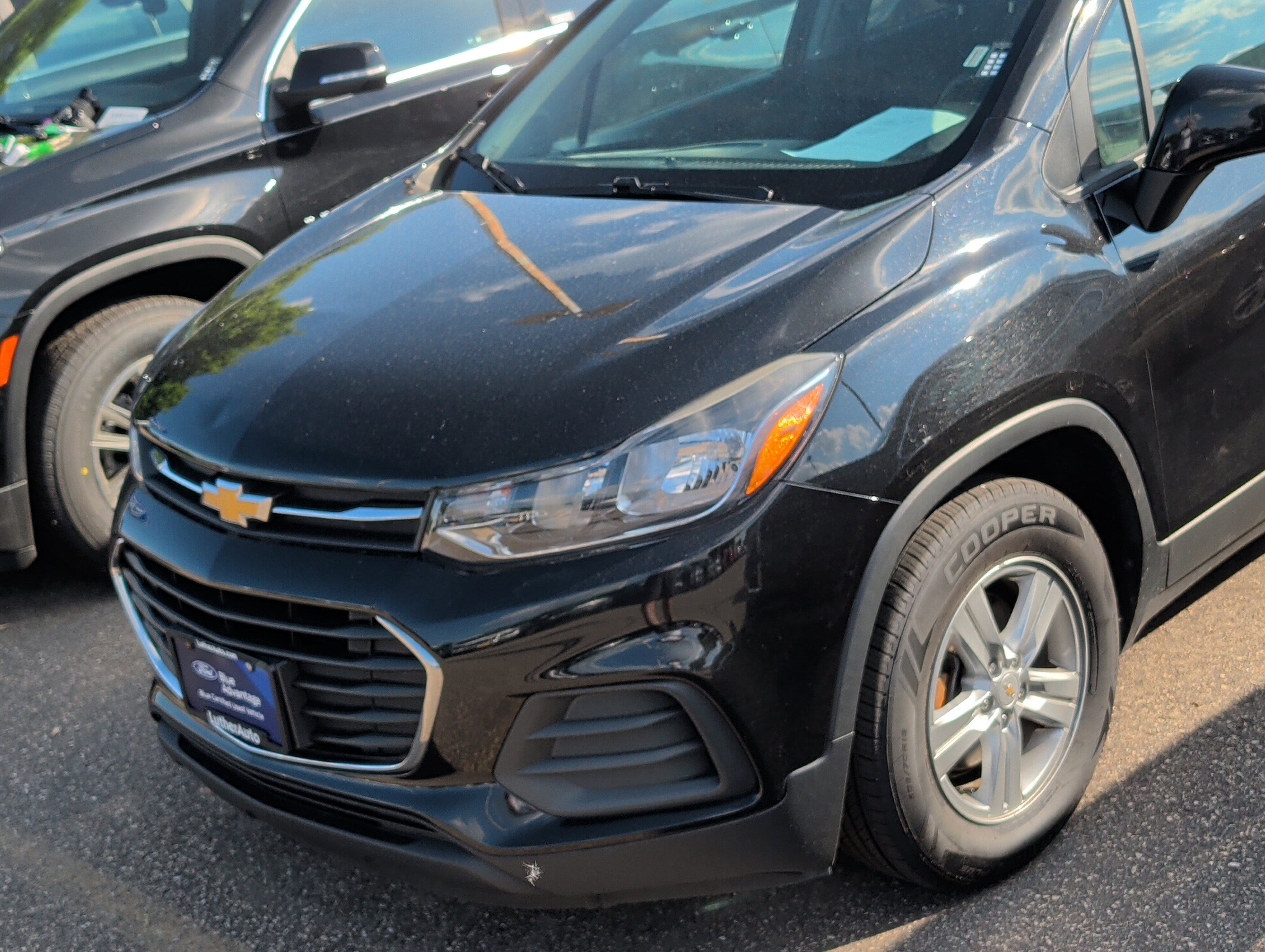 Used 2020 Chevrolet Trax LS w/ Tint and Cruise Package FWD image 7