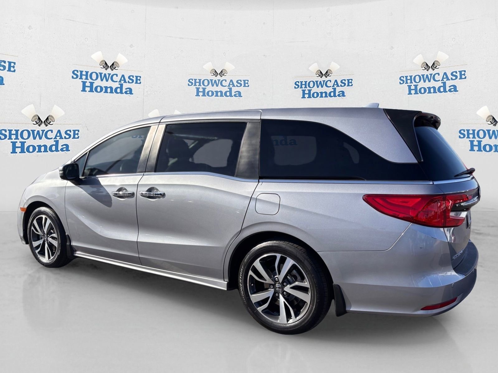 Certified 2023 Honda Odyssey Touring image 5