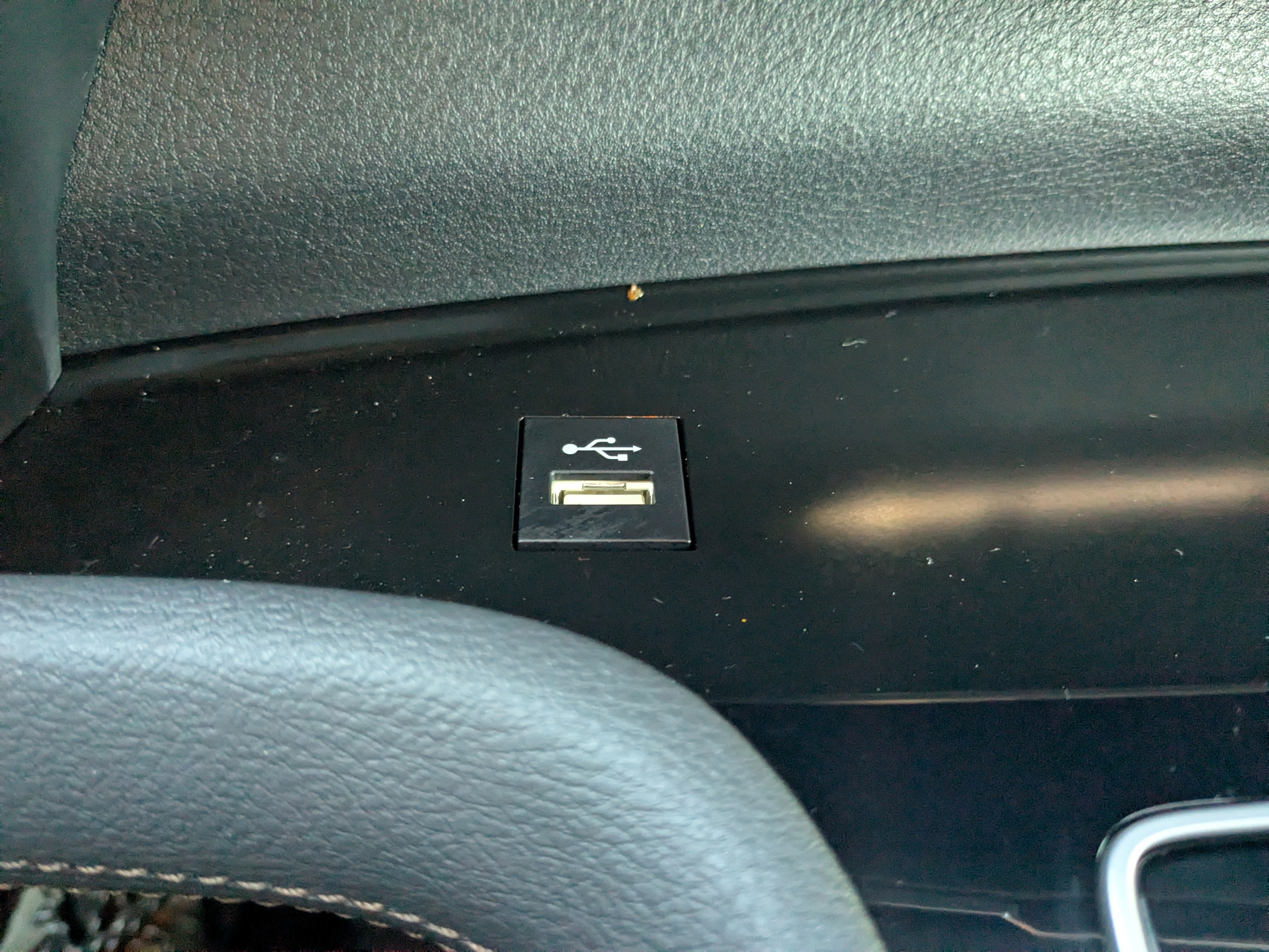 Used 2025 Toyota Sienna Platinum image 33