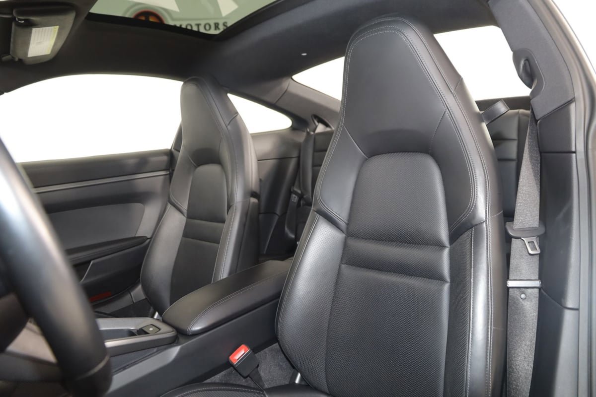 Used 2021 Porsche 911 Carrera S w/ Sport Package RWD image 38