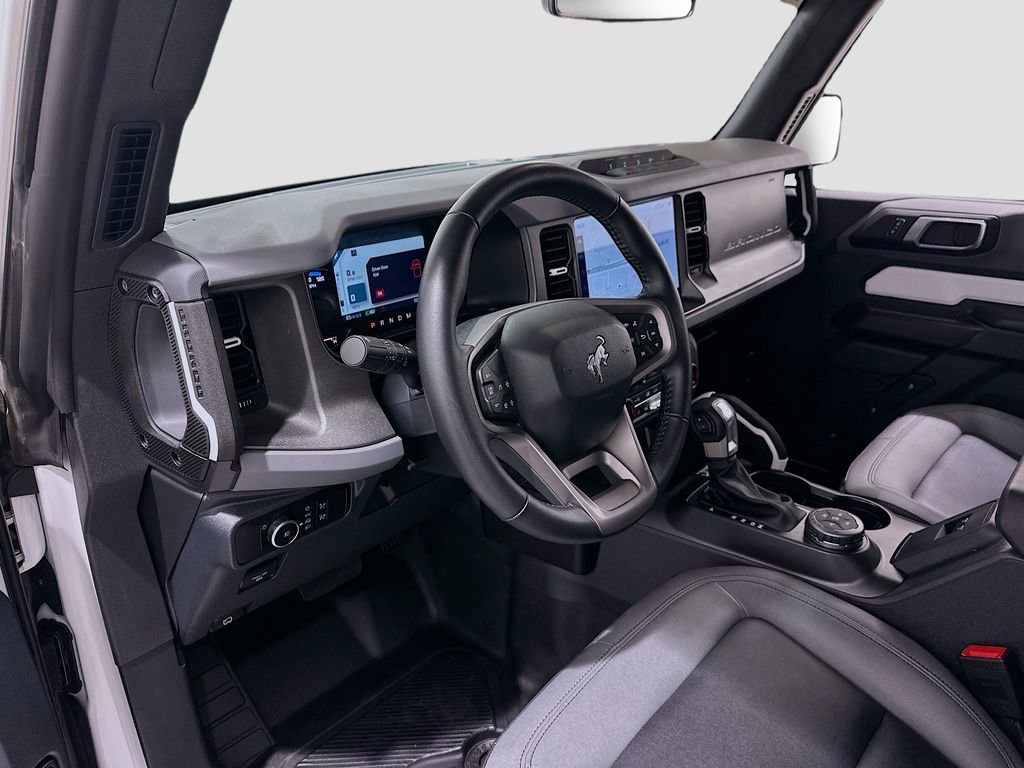 Used 2024 Ford Bronco Black Diamond w/ Sasquatch Package image 9