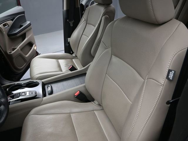 Used 2021 Honda Pilot Elite image 16