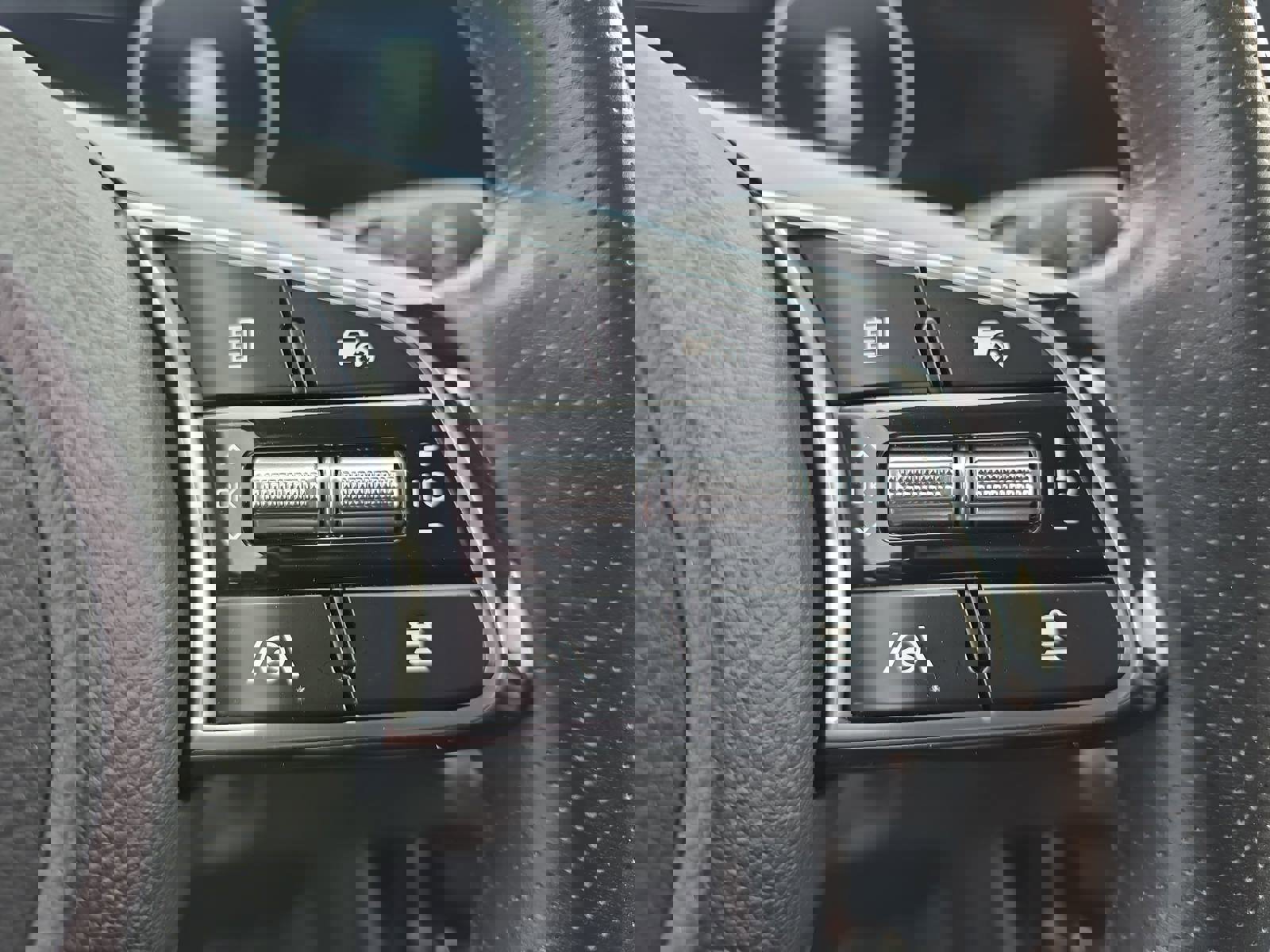 Used 2024 Kia Seltos SX w/ SX Sunroof Package image 19