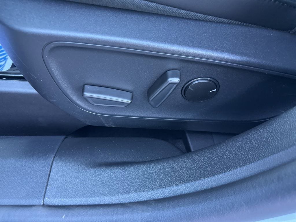 New 2026 Ford Escape ST-Line w/ Tech Pack #1 image 25