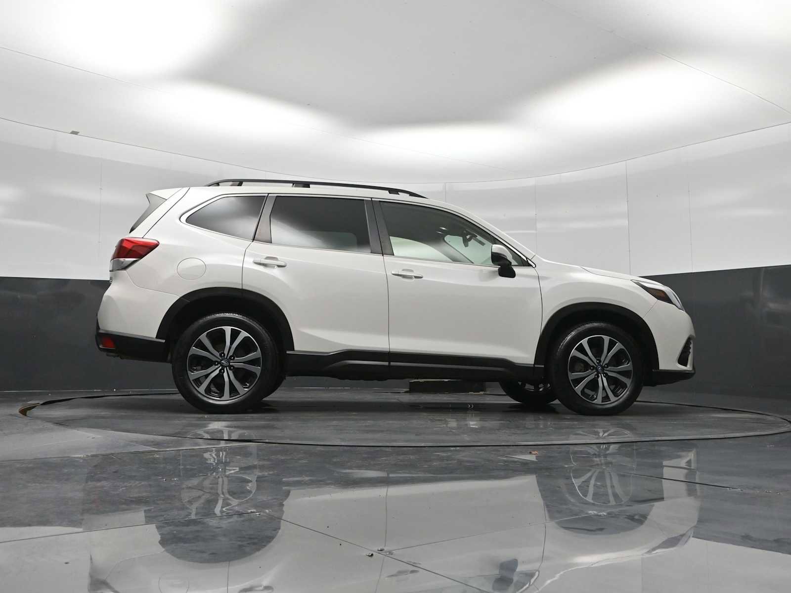 Used 2023 Subaru Forester Limited w/ Popular Package #2 AWD/4WD image 25