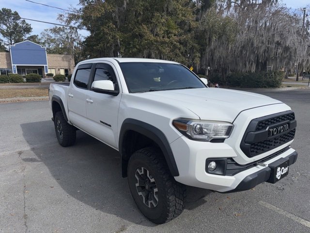 Used 2017 Toyota Tacoma 4x4 Double Cab image 1