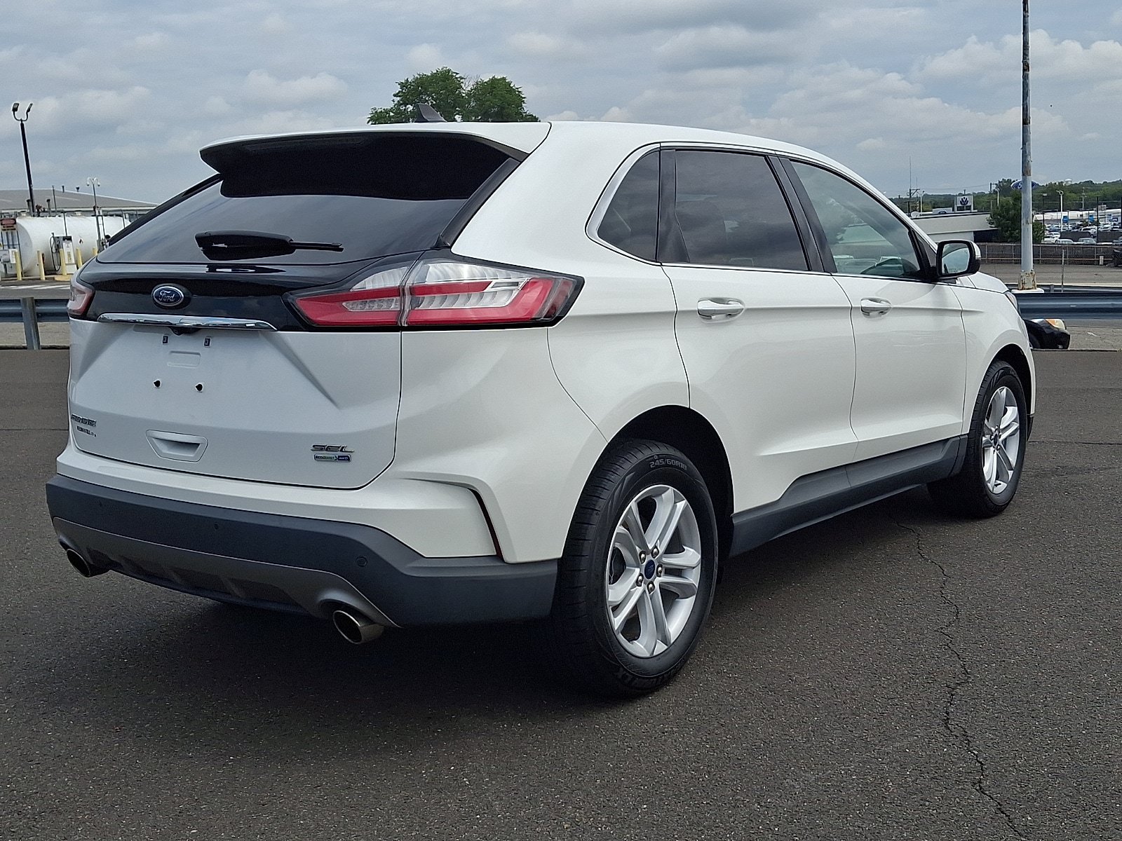 Used 2020 Ford Edge SEL w/ Convenience Package AWD/4WD image 6