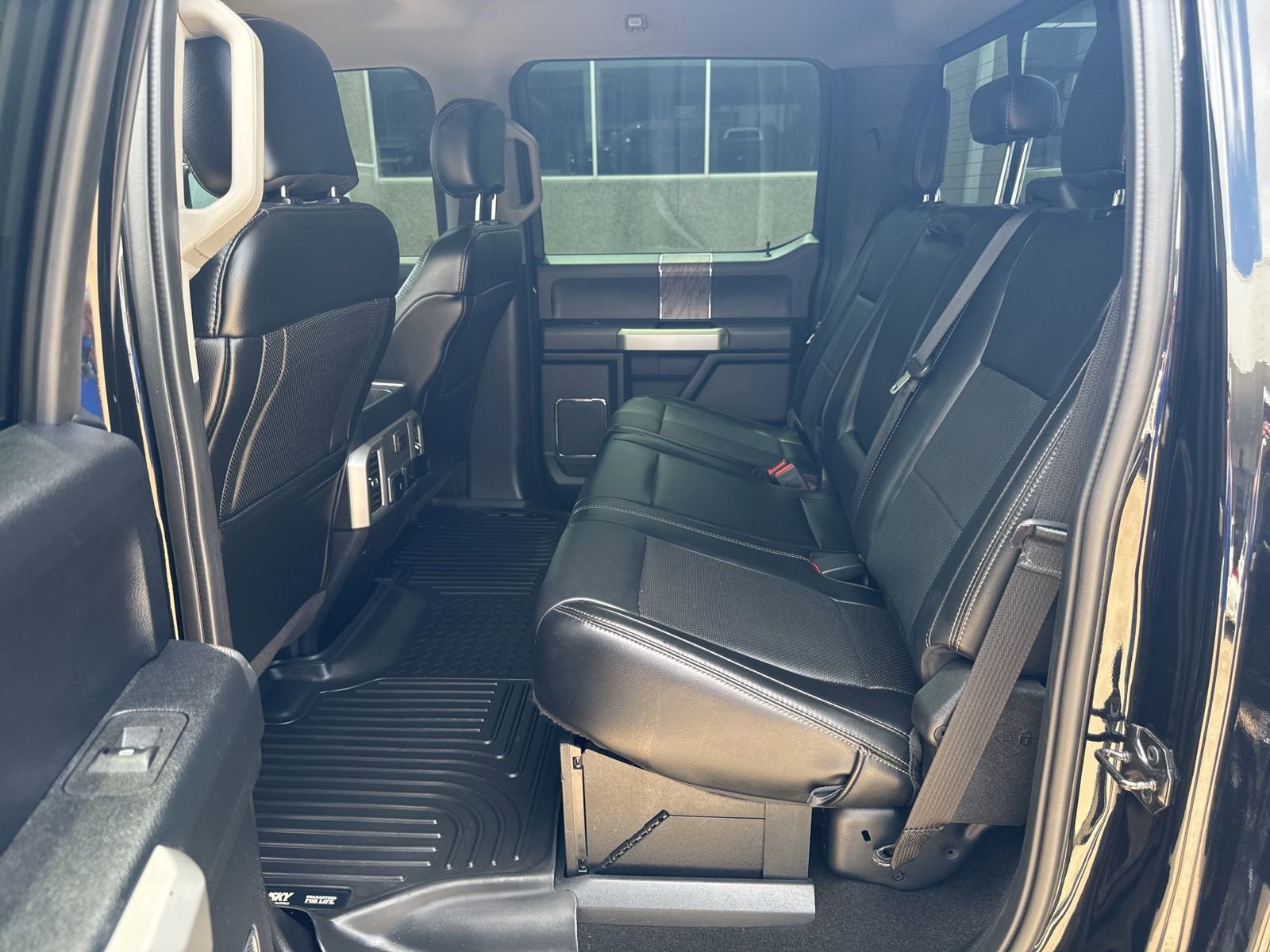 Used 2019 Ford F250 Lariat w/ Lariat Ultimate Package image 11