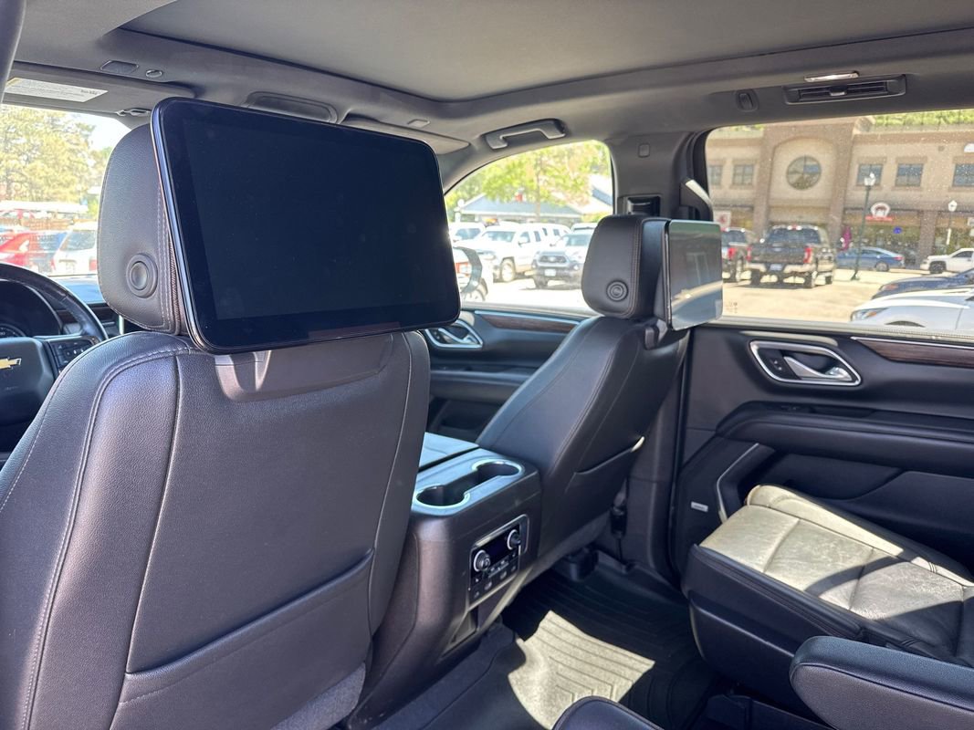 Used 2021 Chevrolet Suburban High Country image 14