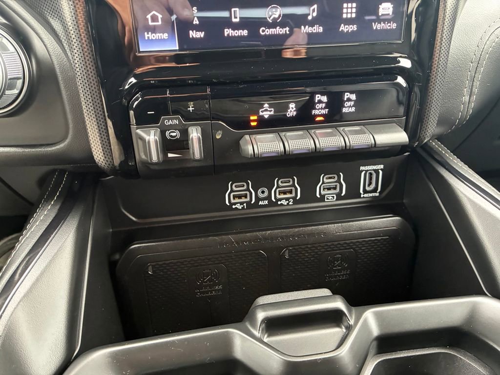 Used 2025 RAM 1500 Limited w/ Bed Utility Group image 25