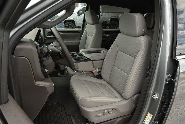 New 2025 GMC Sierra 1500 SLE w/ Preferred Package image 18
