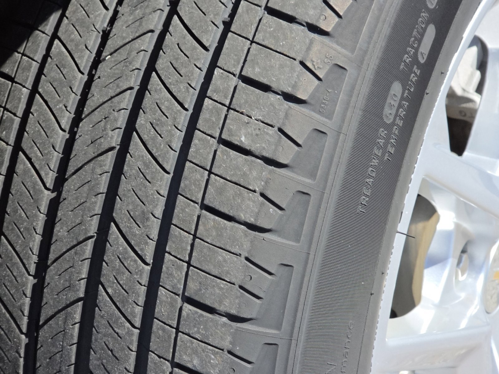 Used 2023 Chevrolet Equinox LT image 13