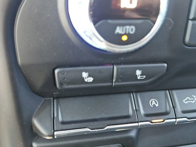 Used 2020 GMC Sierra 1500 SLT image 30