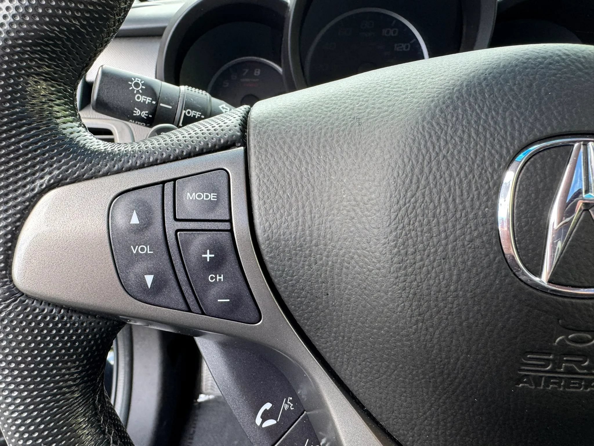 Used 2012 Acura RDX SH-AWD w/ Technology Package image 30