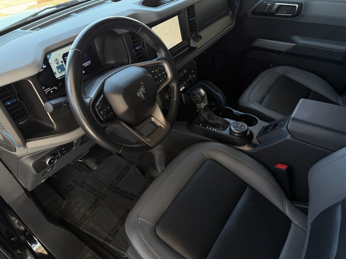 Used 2023 Ford Bronco Black Diamond AWD/4WD image 14