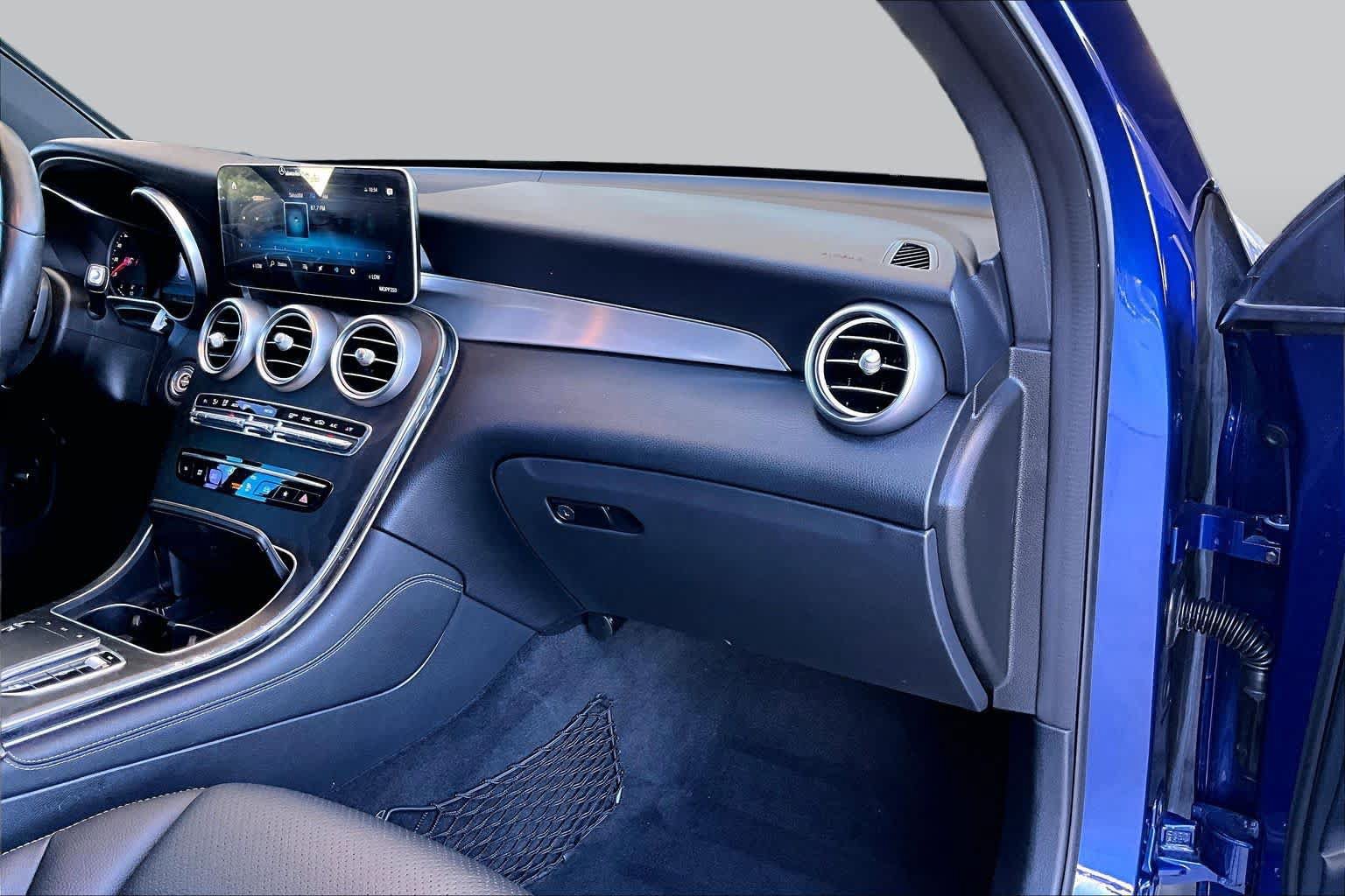 Certified 2020 Mercedes-Benz GLC 300 image 17
