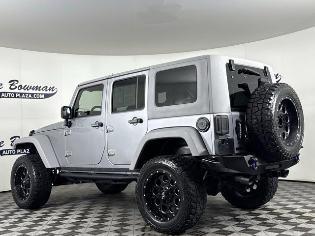 Used 2015 Jeep Wrangler Unlimited Sahara w/ Connectivity Group image 5