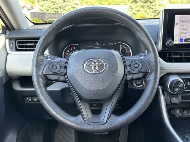 Used 2024 Toyota RAV4 XLE AWD/4WD image 7