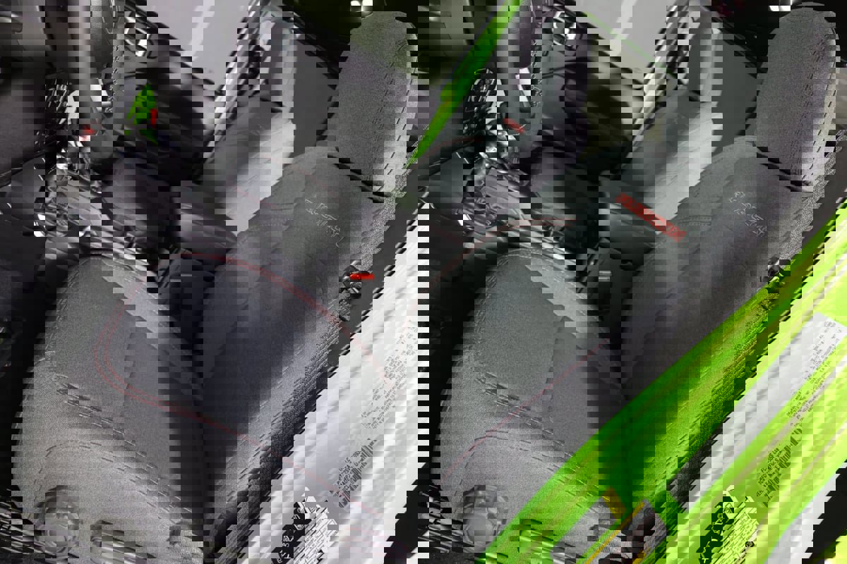 Used 2025 Jeep Wrangler Unlimited Rubicon image 9