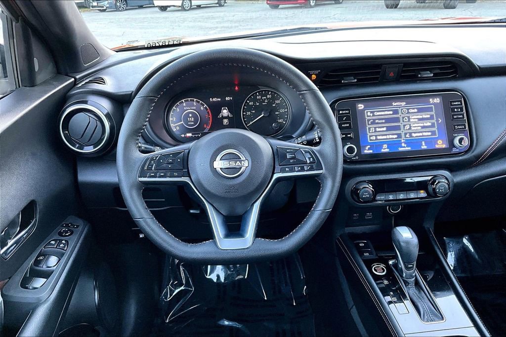 Used 2023 Nissan Kicks SR image 8