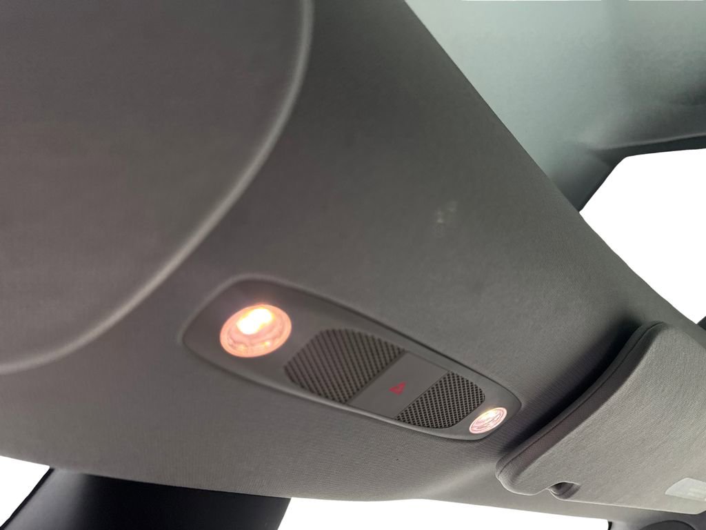 Used 2024 Tesla Model Y Long Range image 71