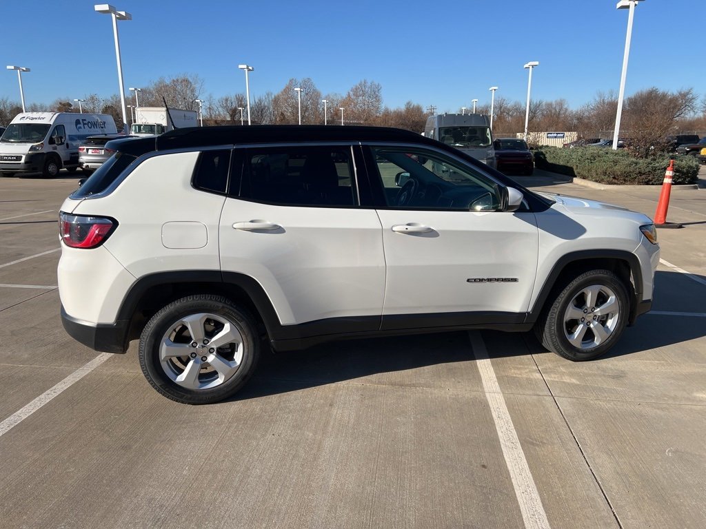 Used 2018 Jeep Compass Latitude w/ Popular Equipment Group image 3