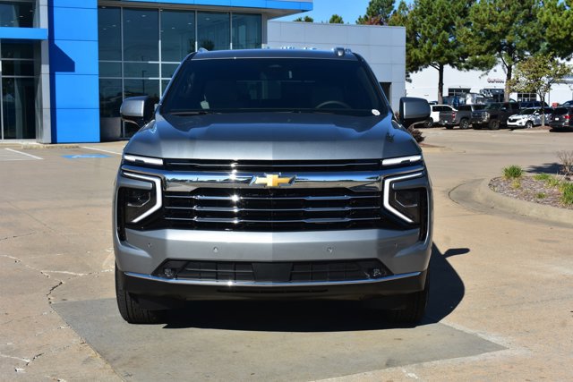 New 2026 Chevrolet Suburban LT w/ Comfort Package image 2