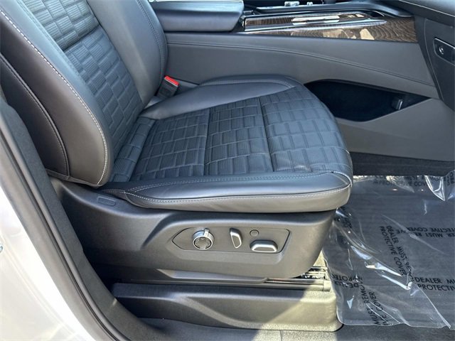 Certified 2024 Cadillac Escalade Sport Platinum w/ LPO, ONYX Package image 15