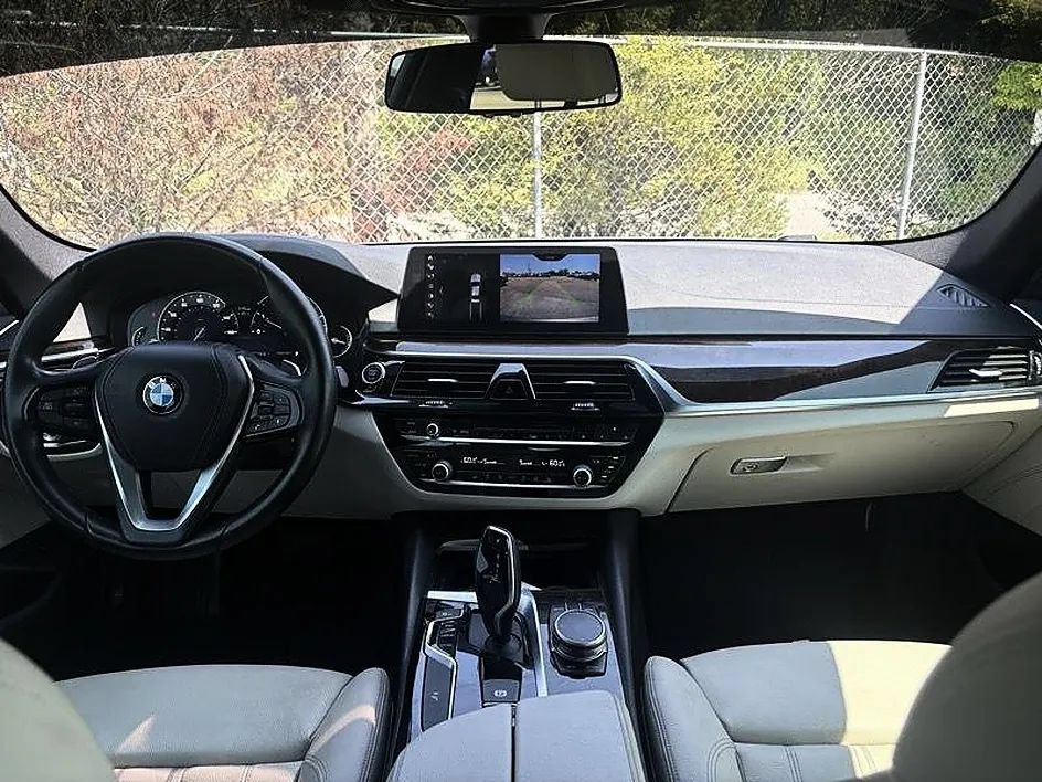 Used 2017 BMW 530i RWD image 36