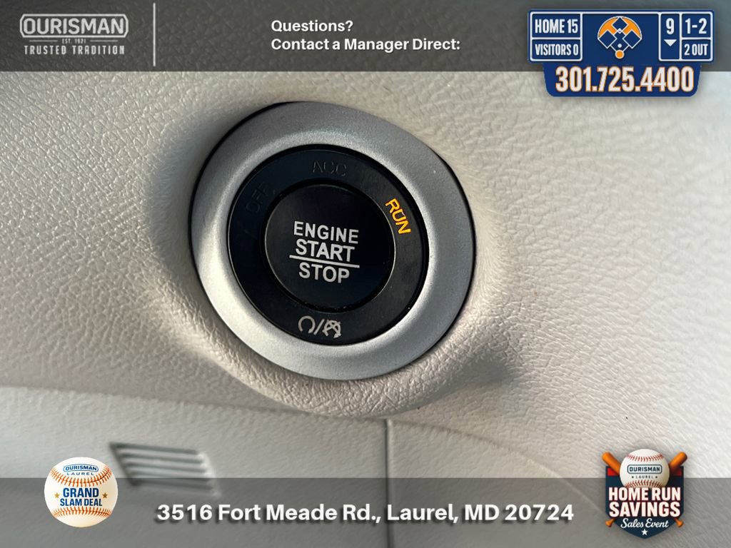 Used 2017 Chrysler Pacifica Touring-L w/ Tire & Wheel Group image 26