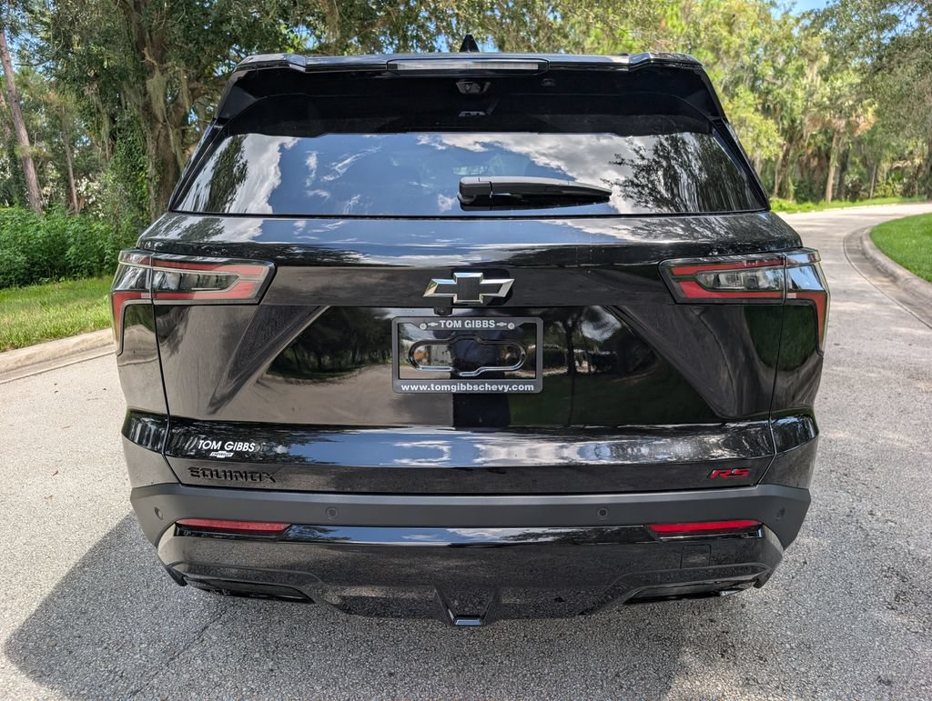 New 2027 Chevrolet Equinox RS w/ Safety and Technology Package FWD image 7