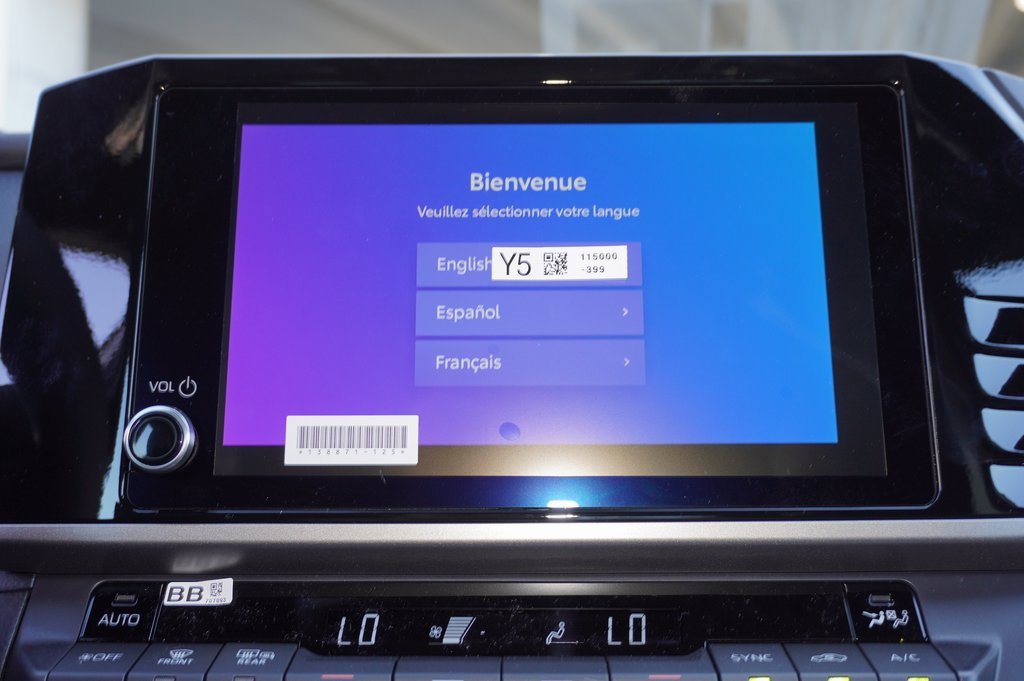 New 2026 Toyota Camry Hybrid image 11