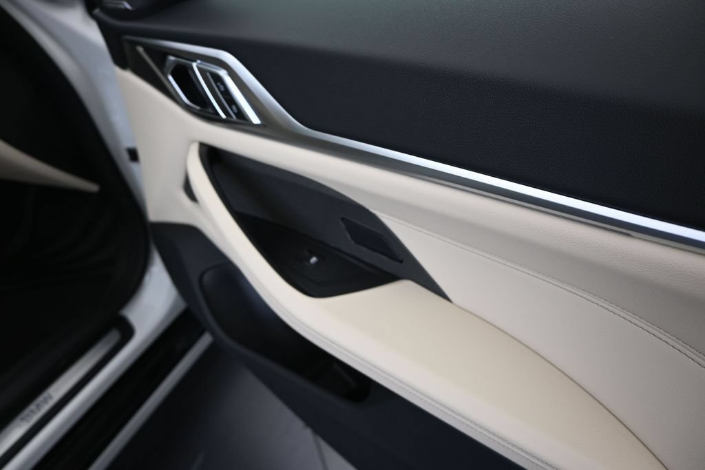 New 2026 BMW 430i w/ Premium Package RWD image 23