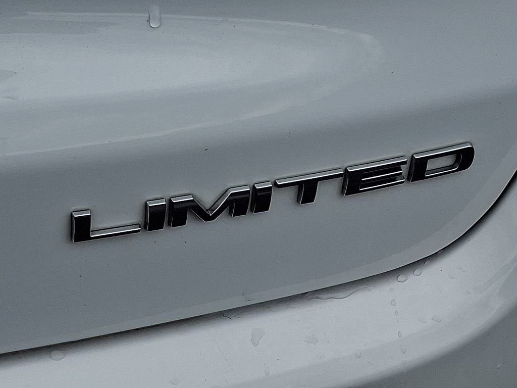 Used 2022 Jeep Compass Limited image 35