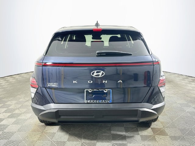 Used 2024 Hyundai Kona SE FWD image 4