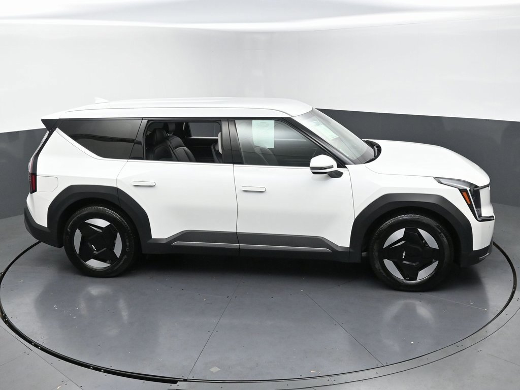 Used 2024 Kia EV9 Light image 54