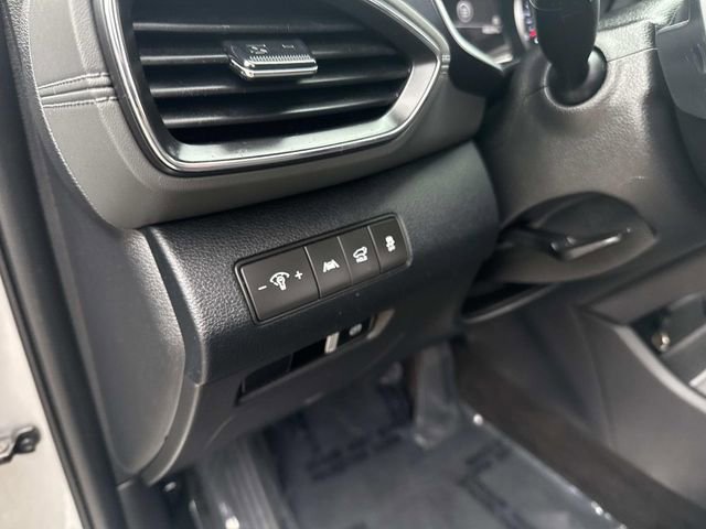 Used 2023 Hyundai Santa Fe SEL image 24