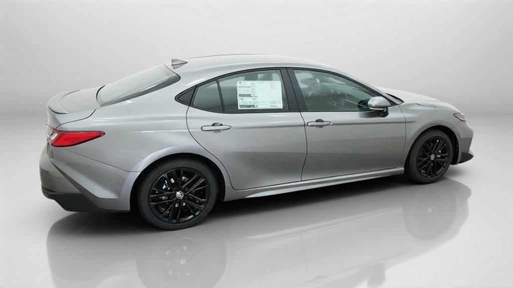 New 2026 Toyota Camry SE FWD image 8