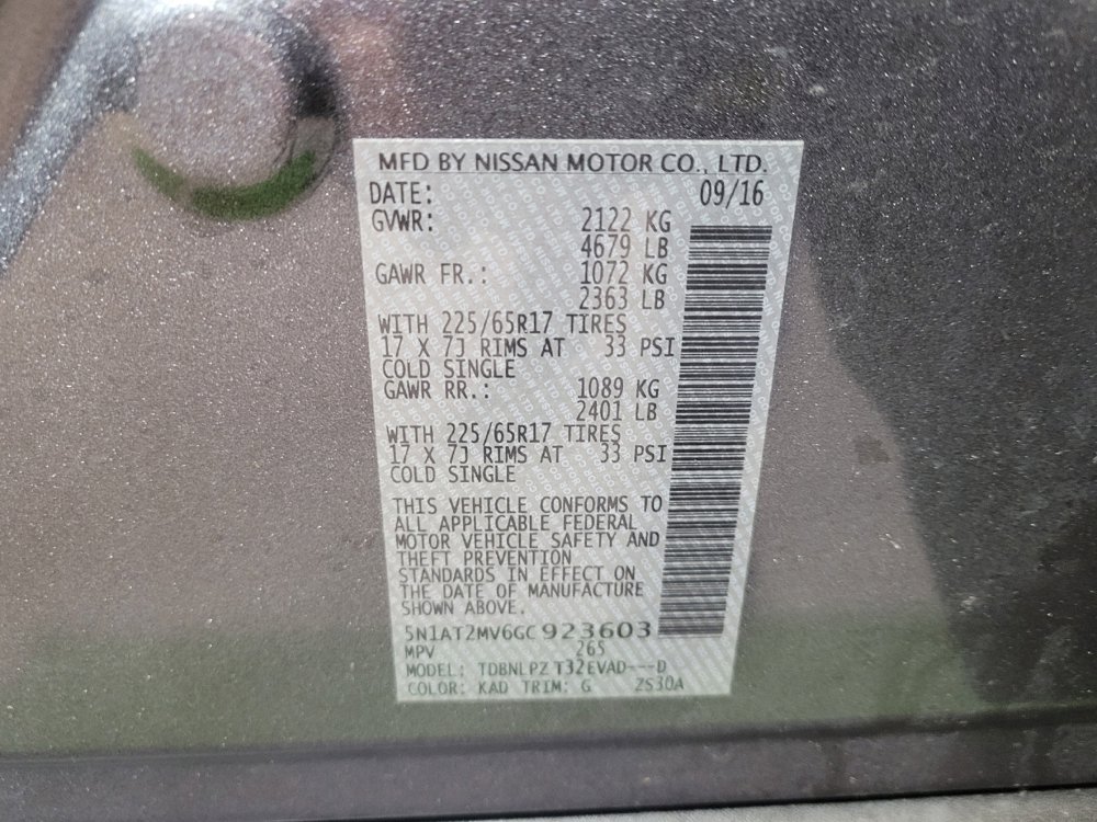 Used 2016 Nissan Rogue S w/ Appearance Package image 33