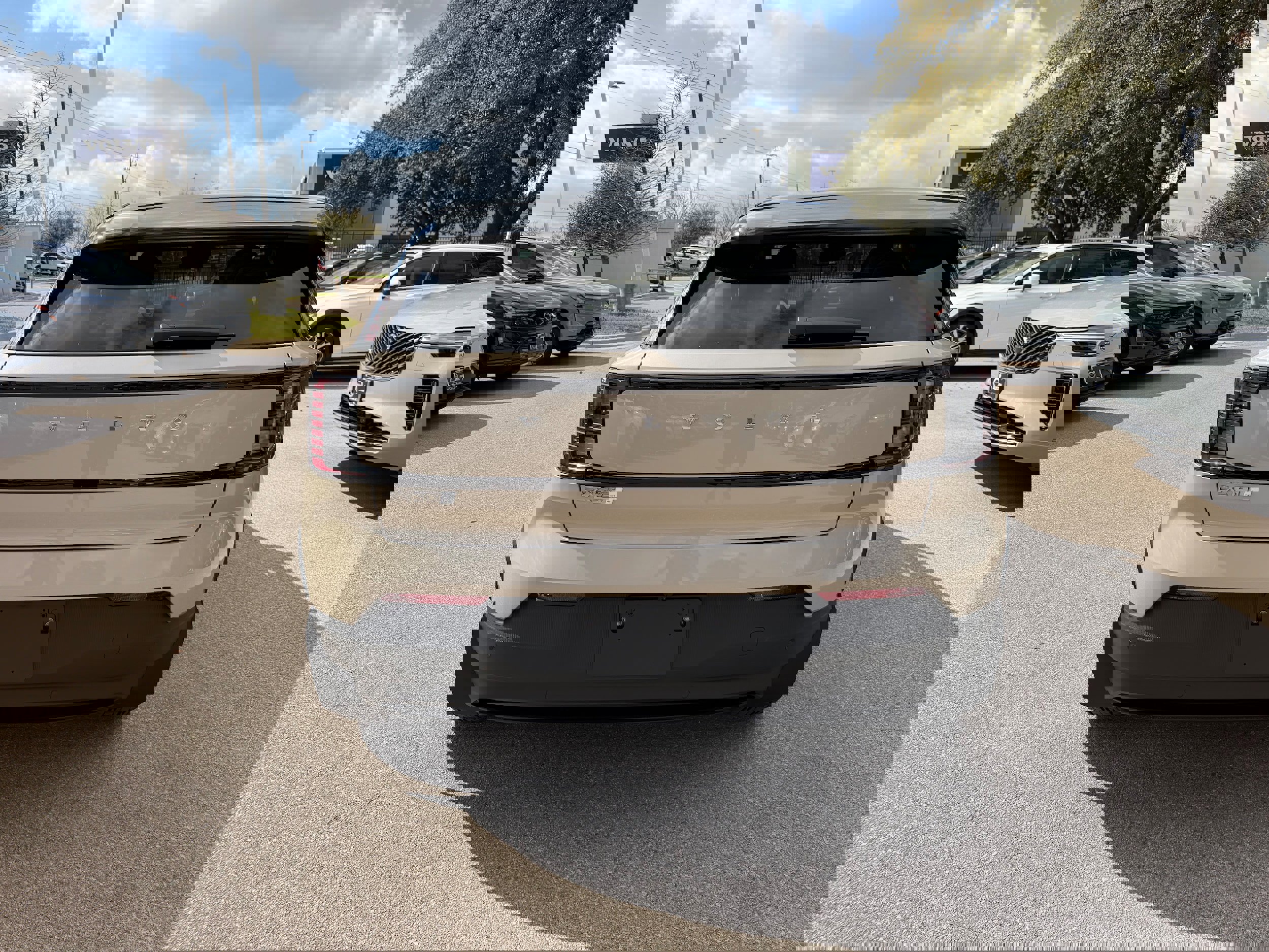 New 2026 Volvo EX30 Plus w/ Protection Package Premier image 5