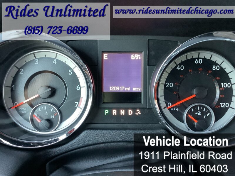 Used 2014 Dodge Grand Caravan R/T w/ Safety Sphere Group FWD image 33