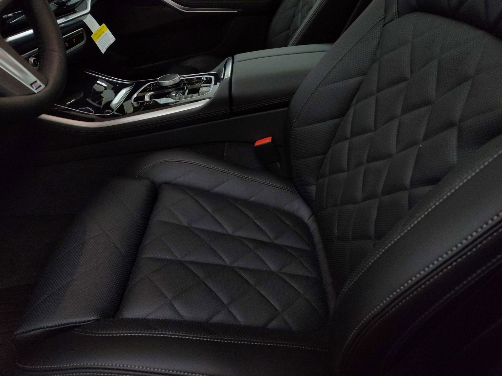 New 2026 BMW X5 xDrive50e image 18