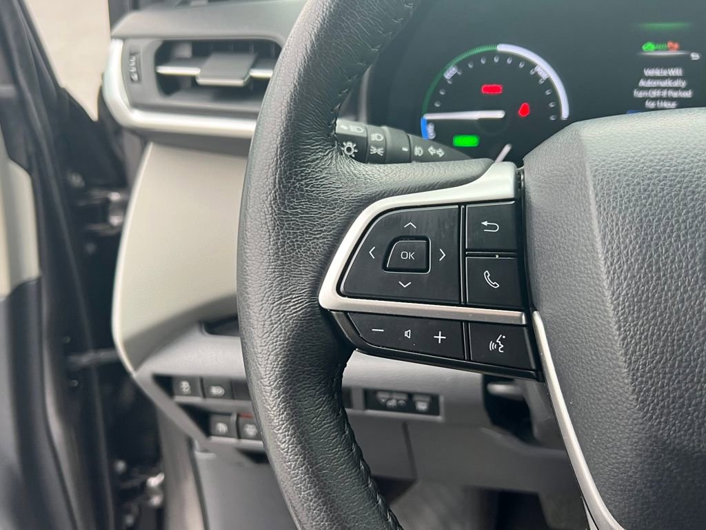 Used 2024 Toyota Sienna XLE image 25