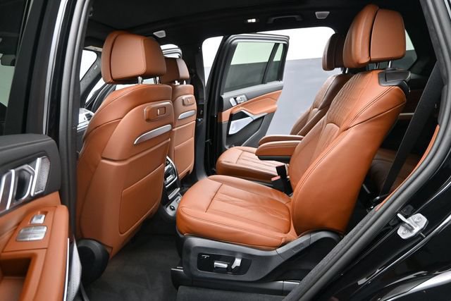 New 2026 BMW ALPINA XB7 AWD/4WD image 18