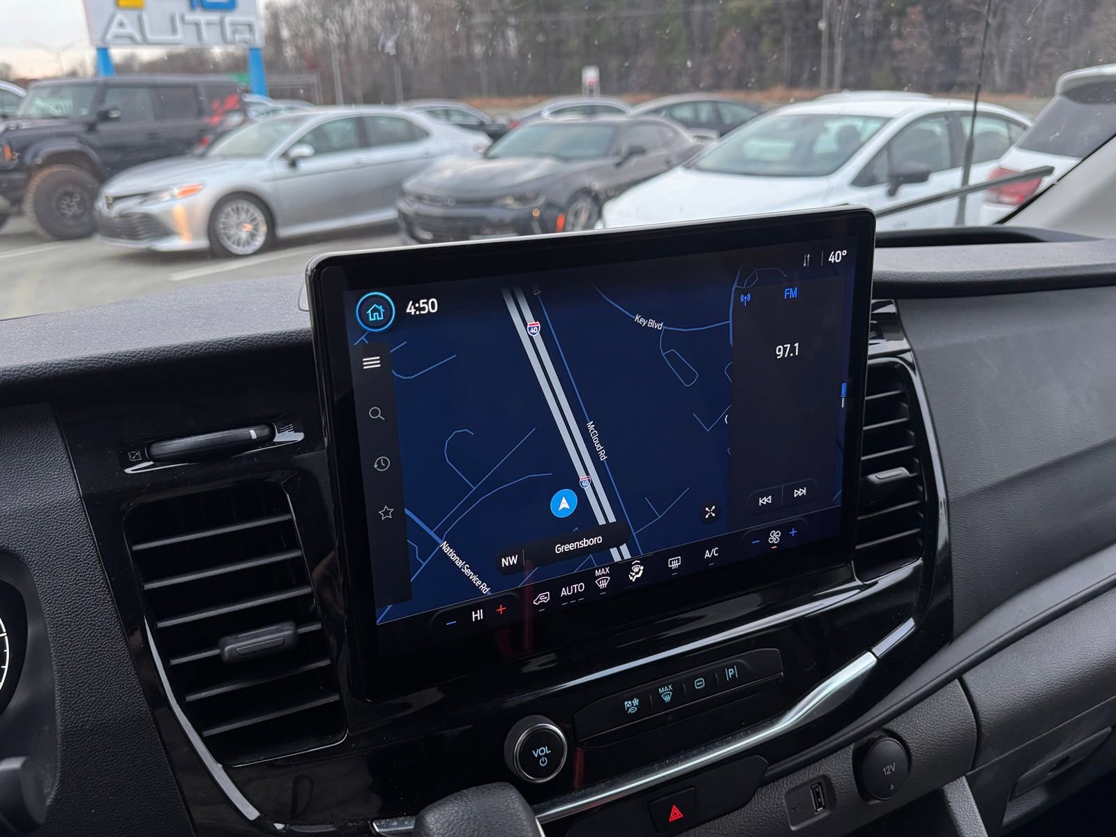 Used 2024 Ford Transit 350 XLT image 29