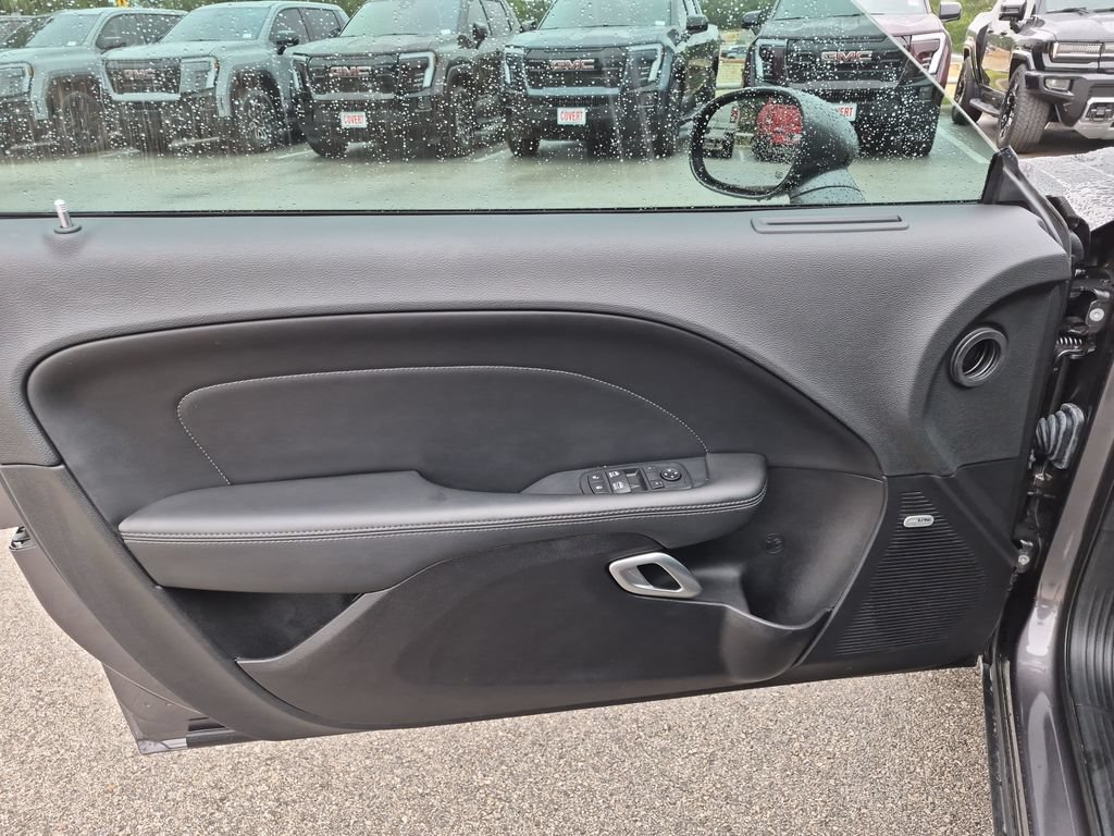 Used 2019 Dodge Challenger R/T Scat Pack RWD image 21