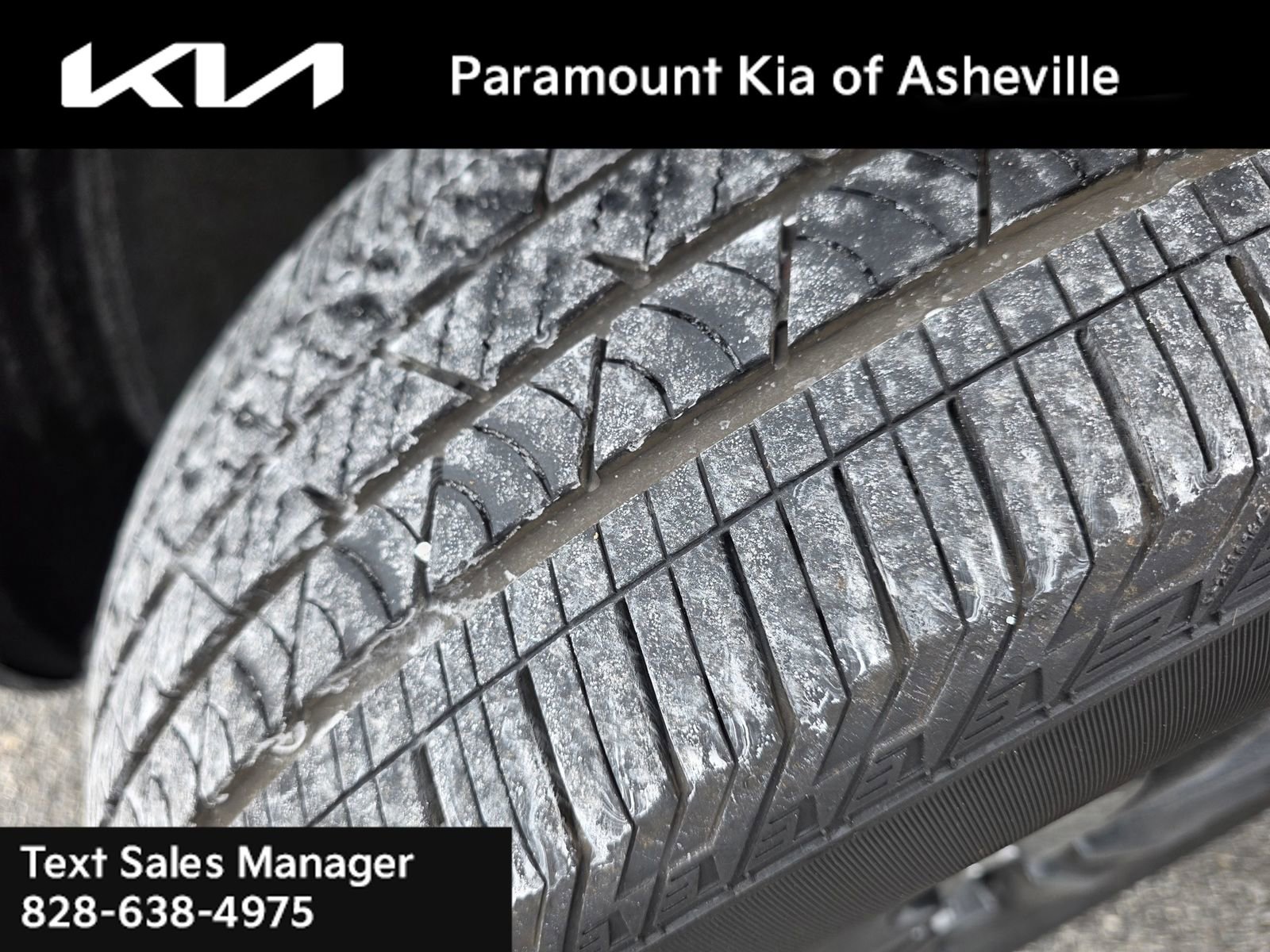 Used 2025 Honda CR-V Sport Touring image 9